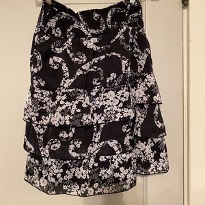 White House Black Market Skirt